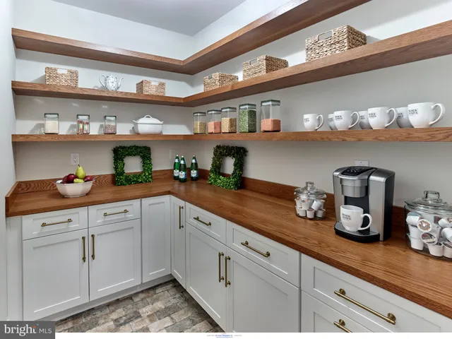 $2,250,000 | 204 Walnut Tree Lane, Malvern, PA 19355