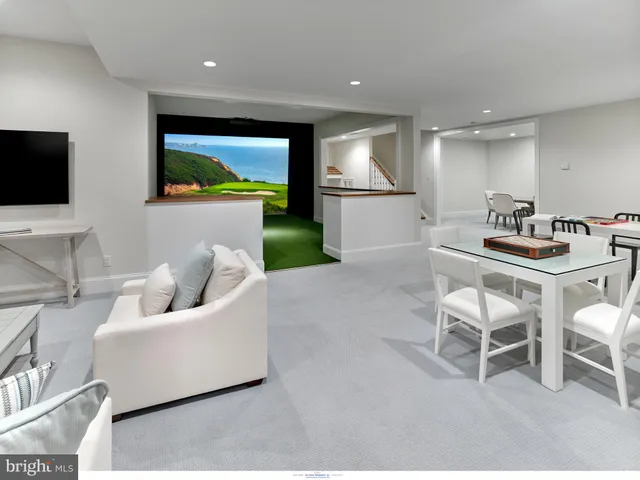 $2,250,000 | 204 Walnut Tree Lane, Malvern, PA 19355