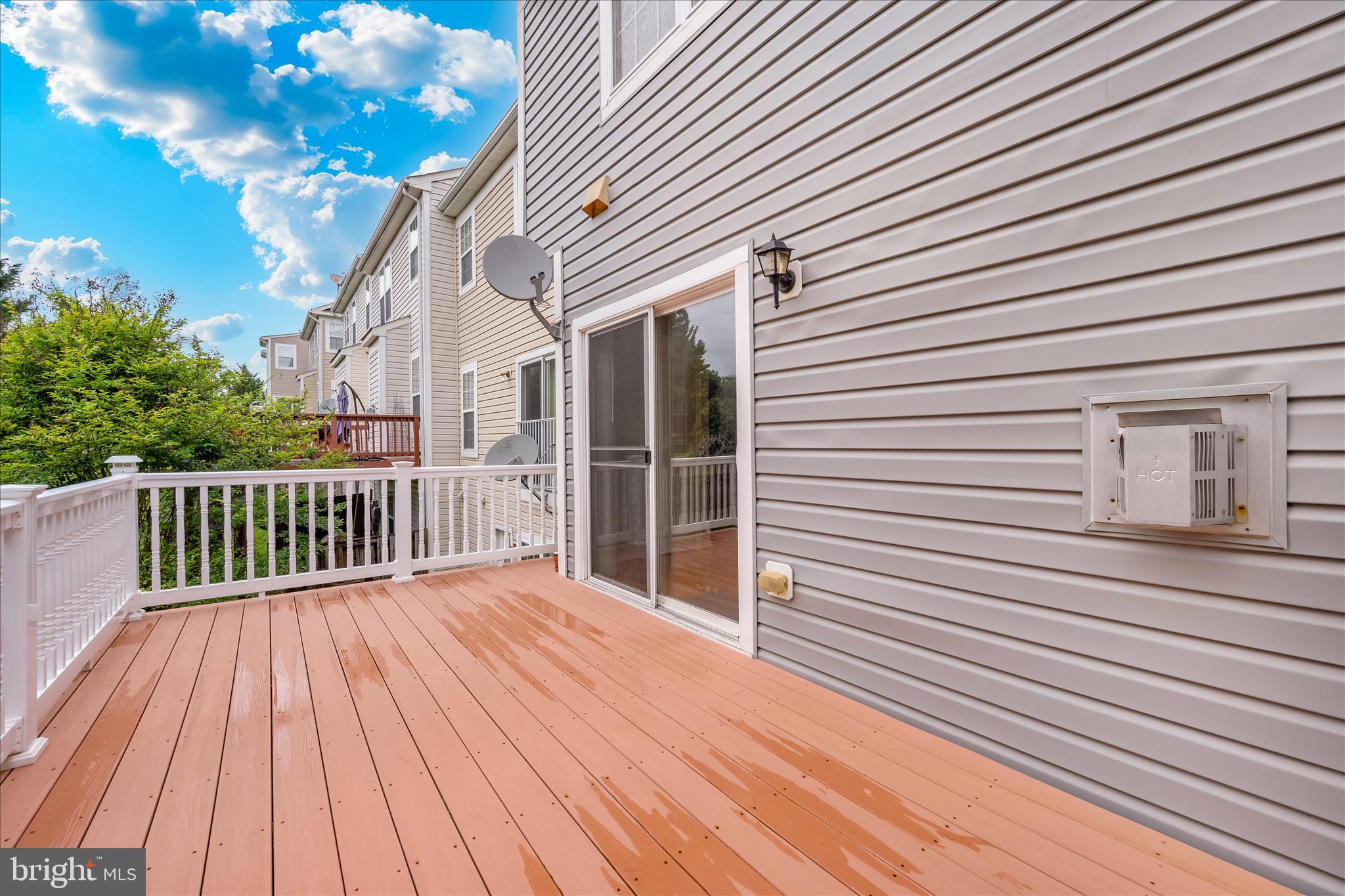 21 Inkberry Circle Gaithersburg, MD 20877 - Photo 25 of 51 a view of a wooden deck