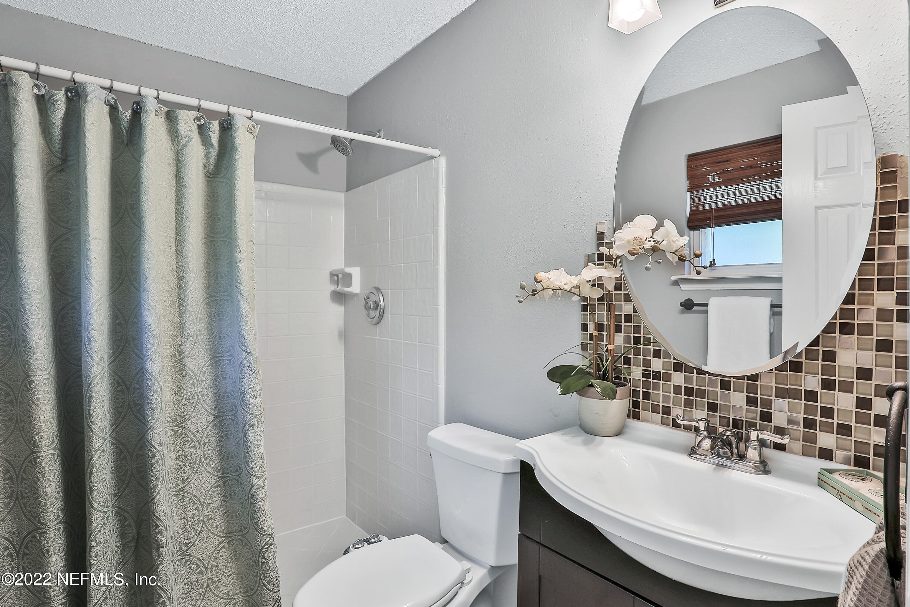 3518 Eunice Road Jacksonville, FL 32250 - Photo 17 of 32 Master bath