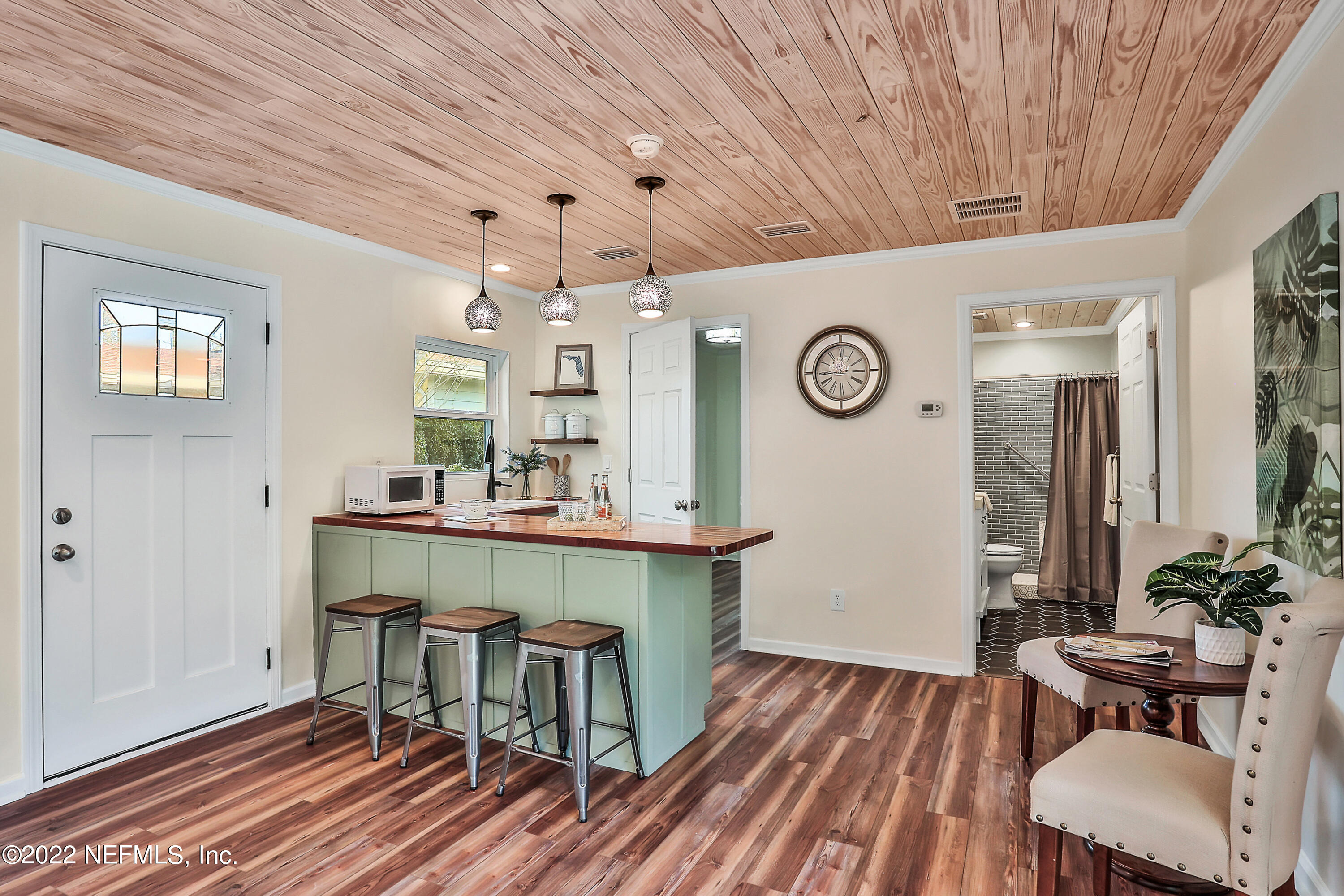 3518 Eunice Road Jacksonville, FL 32250 - Photo 20 of 32 Kitchenette