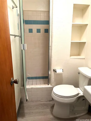 $1,600 | 1521 Halekula Way, Unit 206, Honolulu, HI 96822