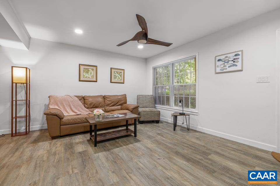 2527 Hydraulic Road, Unit 50 Charlottesville, VA 22901 - Photo 2 of 27