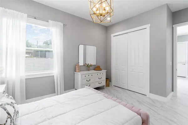 $3,500 | 122 West Sligh Avenue, Tampa, FL 33604