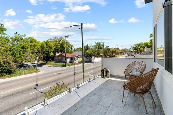 $3,500 | 122 West Sligh Avenue, Tampa, FL 33604