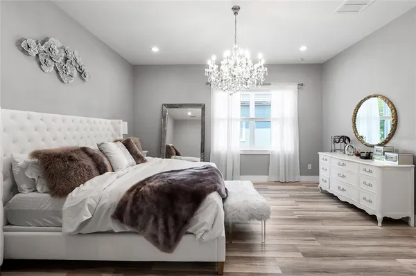 $3,500 | 122 West Sligh Avenue, Tampa, FL 33604