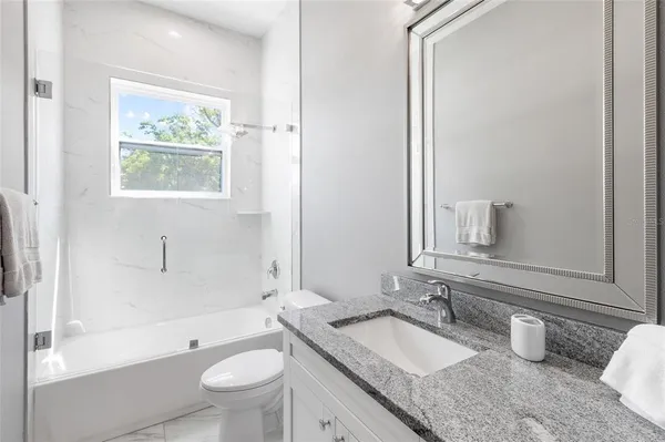 $3,500 | 122 West Sligh Avenue, Tampa, FL 33604