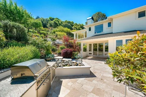 $3,500,000 | 5 Warren Court, Tiburon, CA 94920