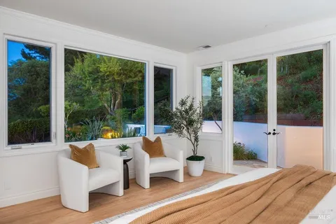 $3,500,000 | 5 Warren Court, Tiburon, CA 94920