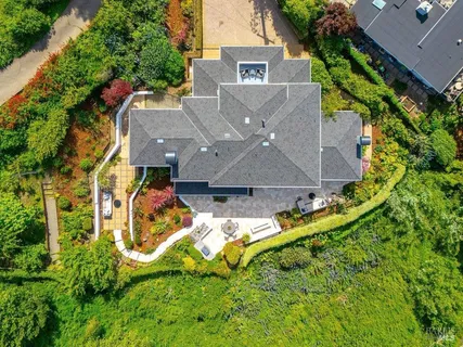 $3,500,000 | 5 Warren Court, Tiburon, CA 94920