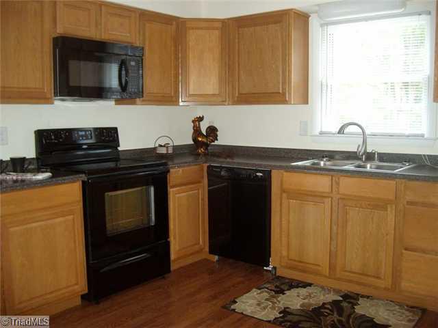 126 Maple King, NC 27021 - Photo 4 of 16 Kitchen.