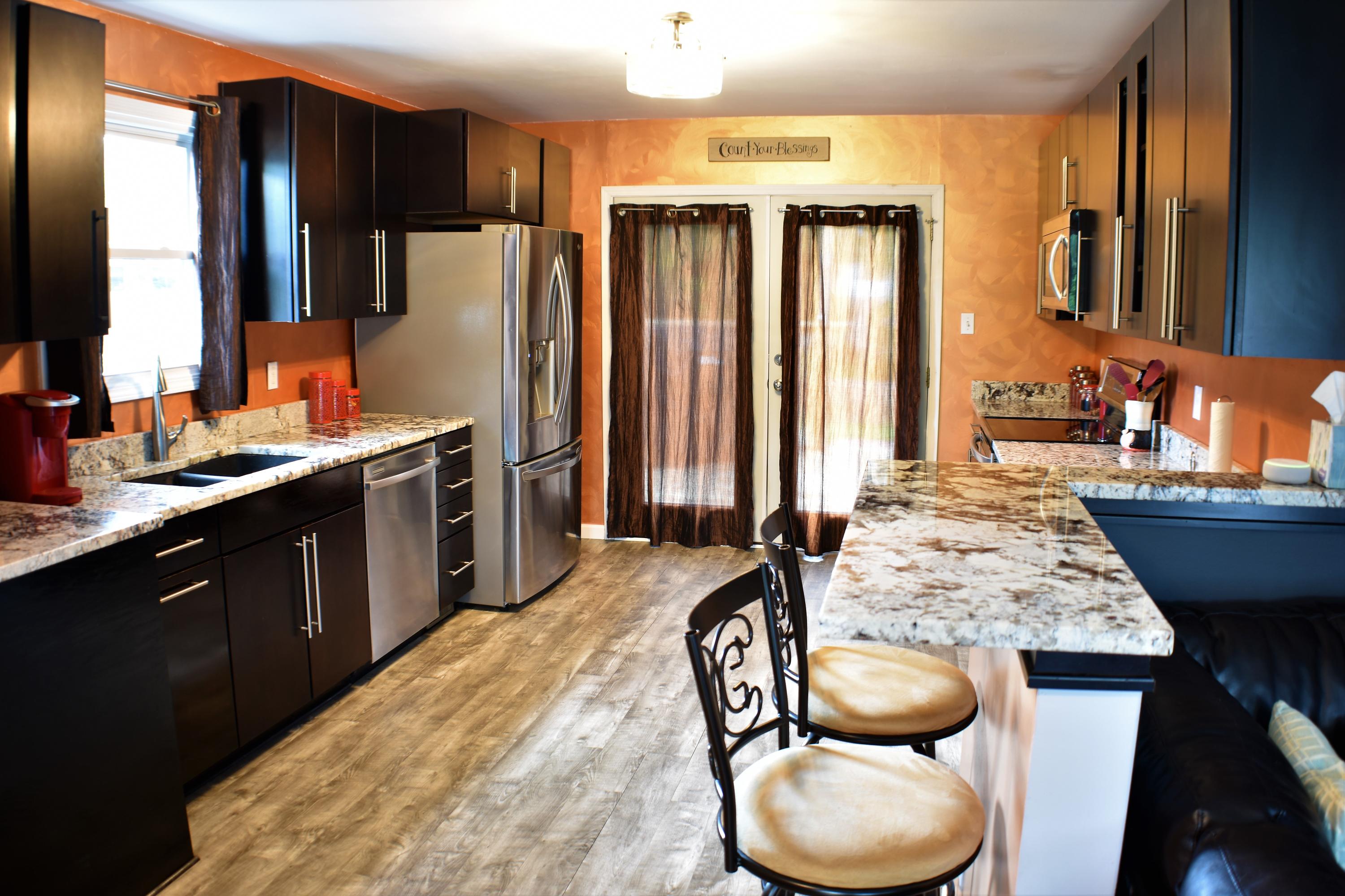 105 East Arrowwood Road Oak Ridge, TN 37830 - Photo 7 of 18 Updated Kitchen
