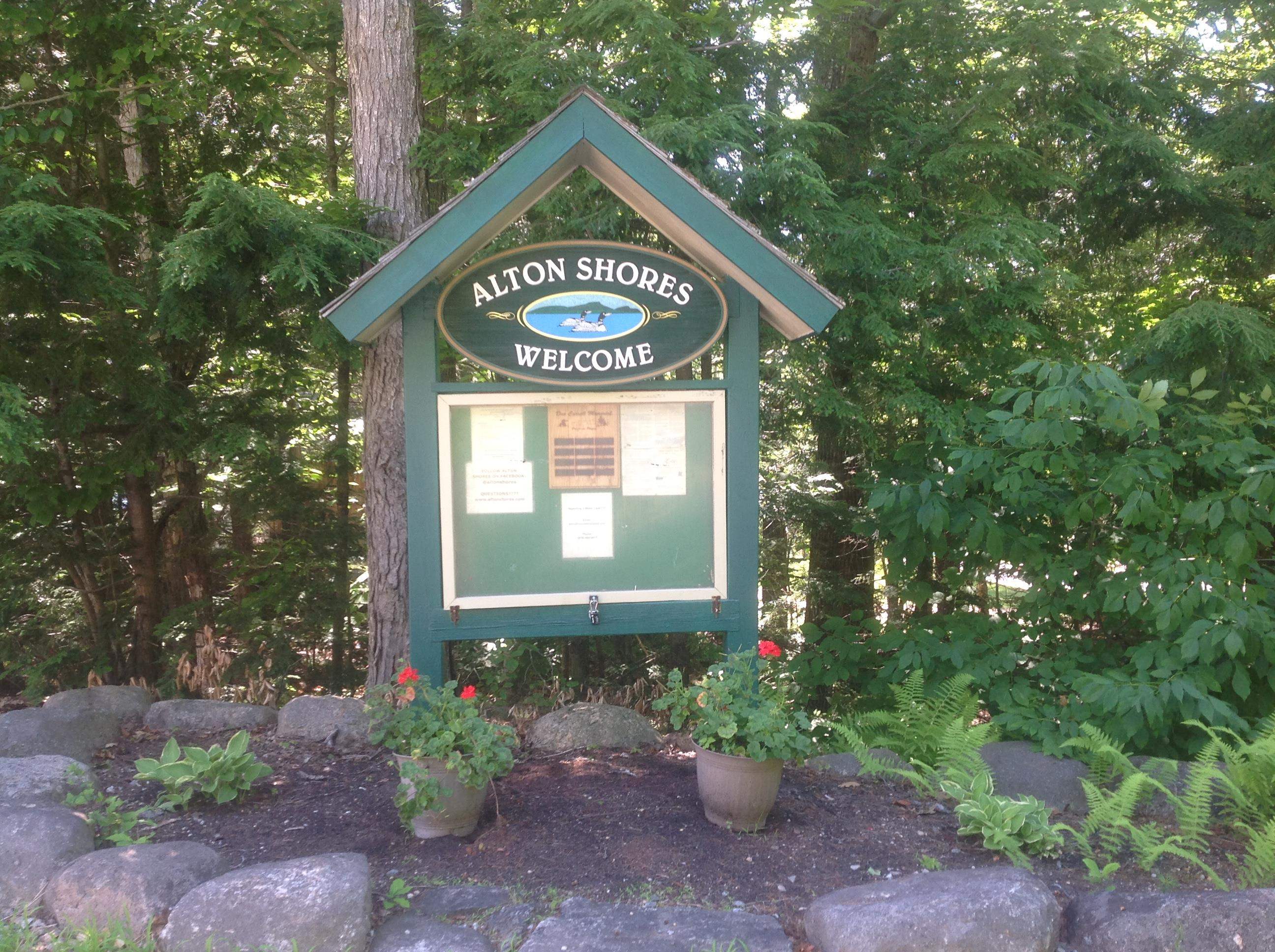 72-3 Frohock Brook Road Alton Bay, NH 03810 - Photo 2 of 31 Gallery Image 2