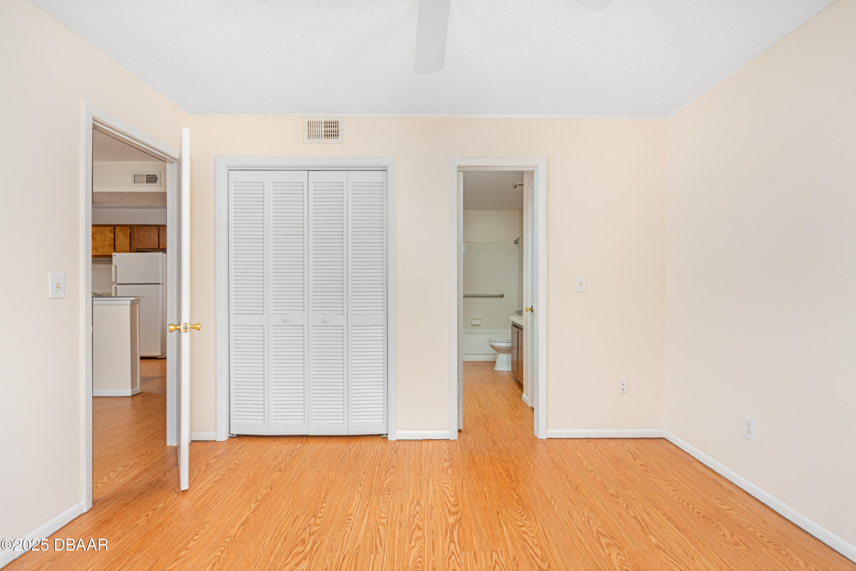 1600 Big Tree Road, Unit N4 Daytona Beach, FL 32119 - Photo 7 of 13 08