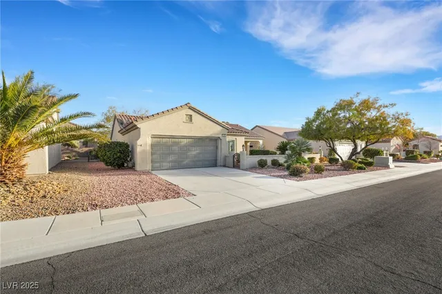 $2,500 | 2130 Fort Halifax Street, Henderson, NV 89052