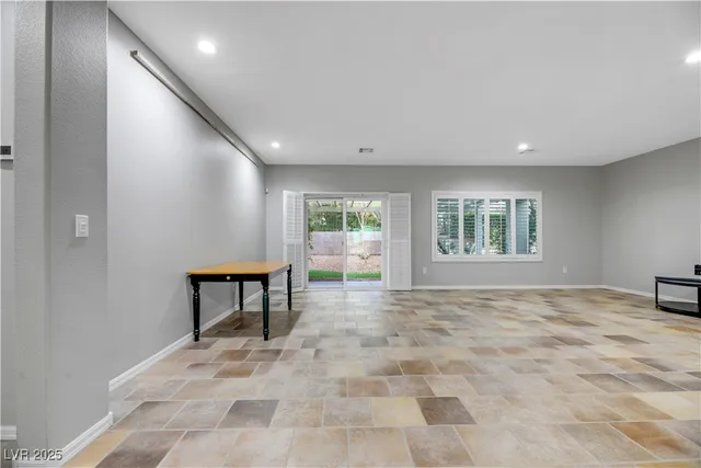 $2,500 | 2130 Fort Halifax Street, Henderson, NV 89052