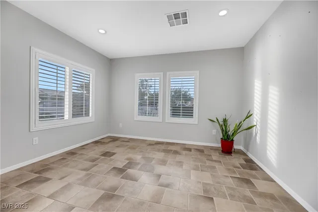 $2,500 | 2130 Fort Halifax Street, Henderson, NV 89052