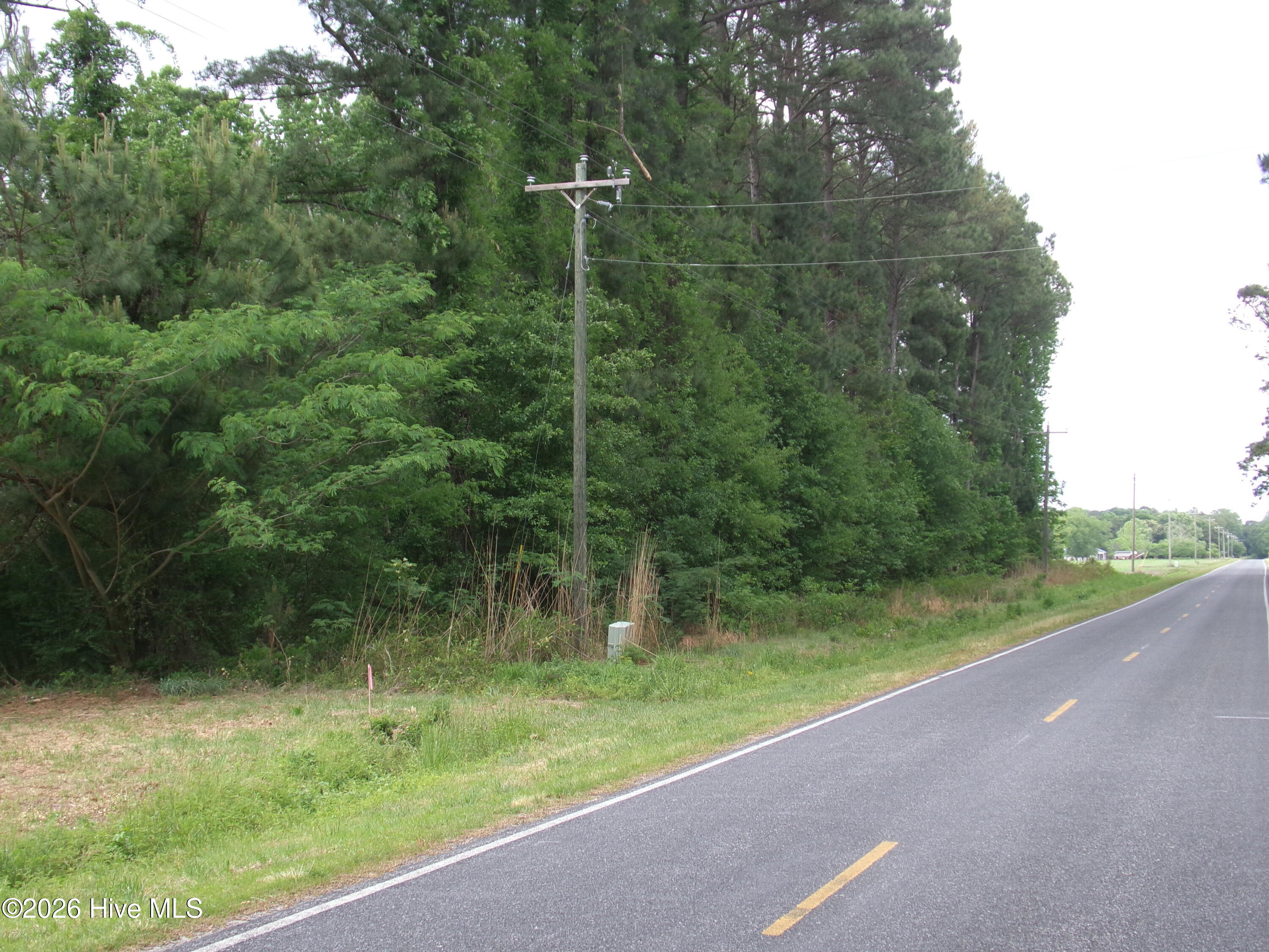 447 feet of road frontage