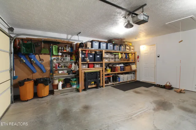 $340,000 | 256 Dogwood Glen Lane, Powell, TN 37849