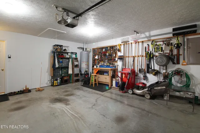 $340,000 | 256 Dogwood Glen Lane, Powell, TN 37849