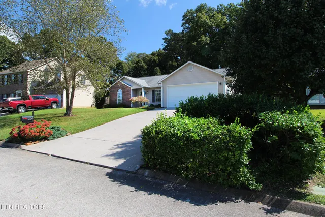 $340,000 | 256 Dogwood Glen Lane, Powell, TN 37849