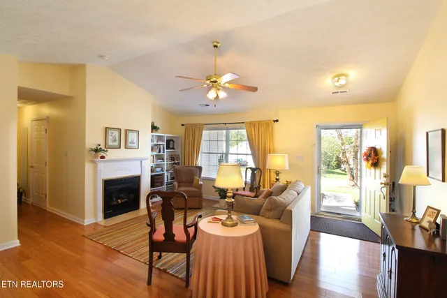 $340,000 | 256 Dogwood Glen Lane, Powell, TN 37849