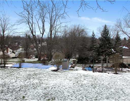 100 Yorktown Road Canonsburg, PA 15317 - Photo 18 of 18 Exterior Back. YARD