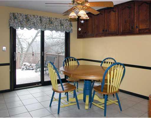 100 Yorktown Road Canonsburg, PA 15317 - Photo 8 of 18 Kitchen. EATING AREA WITH SLIDER TO DECK!!