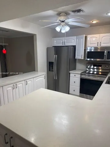 $2,700 | 8682 Northwest 40th Street, Unit 8682, Coral Springs, FL 33065