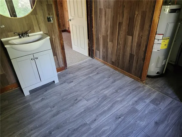 $80,000 | 415 Commercial Street, Spickard, MO 64679