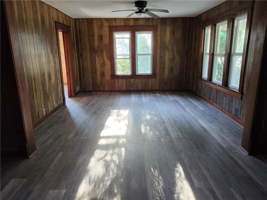 415 Commercial Street Spickard, MO 64679 - Photo 3 of 18