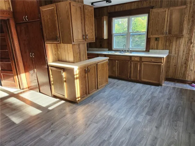 $80,000 | 415 Commercial Street, Spickard, MO 64679