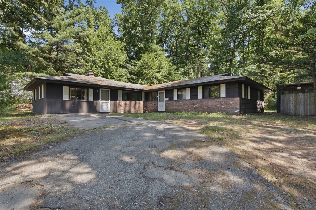 4 Porter Road Chelmsford, MA 01824 - Photo 1 of 32 Gallery Image 1