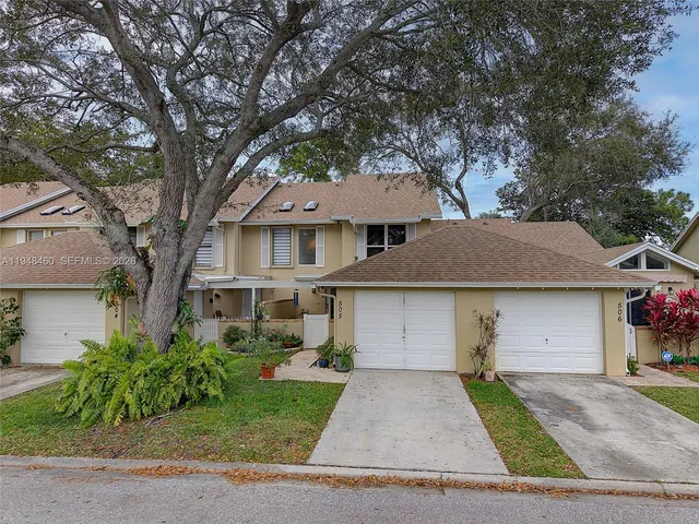 $3,500 | 505 Maplewood Drive, Greenacres, FL 33415