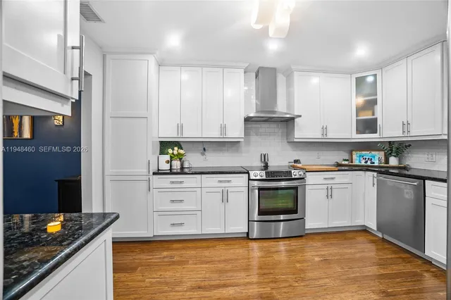 $3,500 | 505 Maplewood Drive, Greenacres, FL 33415