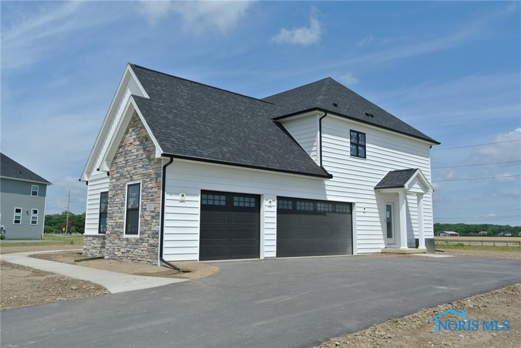 112 Waverly Point Road Perrysburg, OH 43551 - Photo 4 of 19 Photo 4