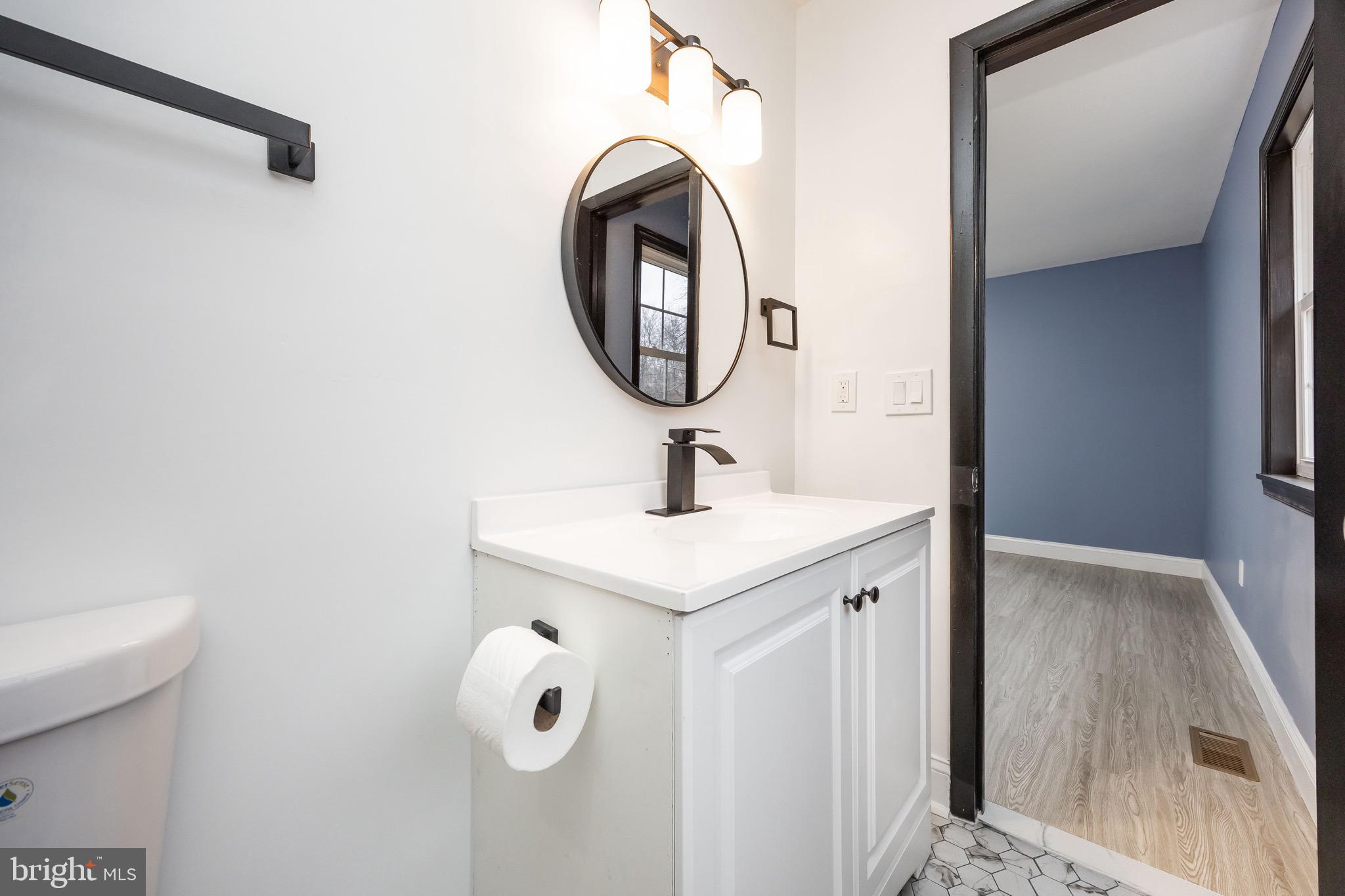 905 Price Road Salisbury, MD 21801 - Photo 24 of 55 Bathroom 2