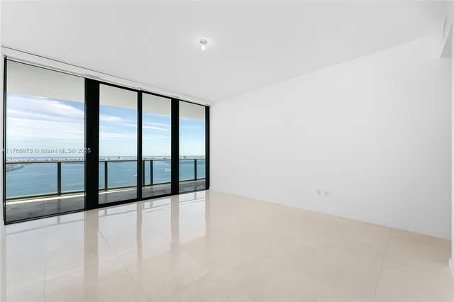 $4,150,000 | 3131 Northeast 7th Avenue, Unit PH5003, Miami, FL 33137