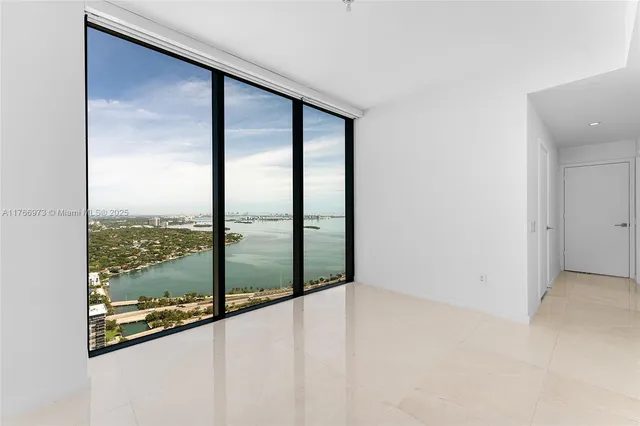 $4,150,000 | 3131 Northeast 7th Avenue, Unit PH5003, Miami, FL 33137