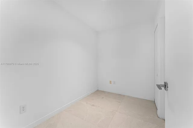 $4,150,000 | 3131 Northeast 7th Avenue, Unit PH5003, Miami, FL 33137