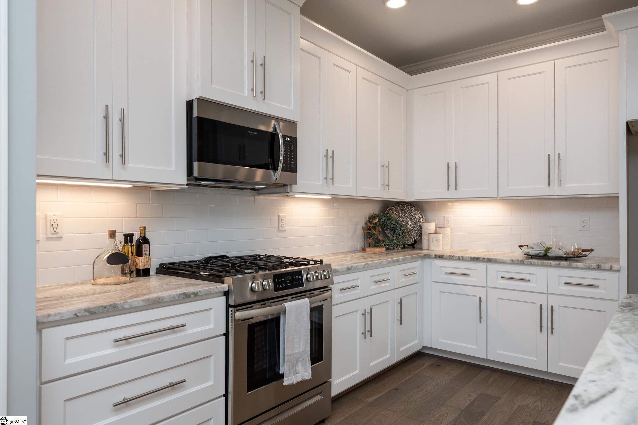 303 Mayfly Way Simpsonville, SC 29680 - Photo 12 of 31 Gallery Image 12