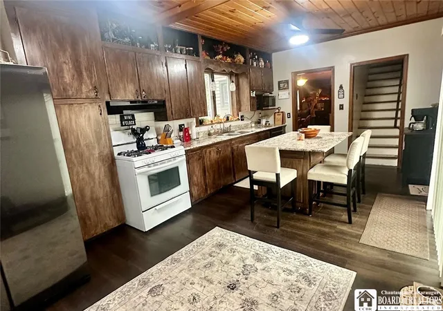 $189,900 | 74 East Everett Street, Ellicott, NY 14733