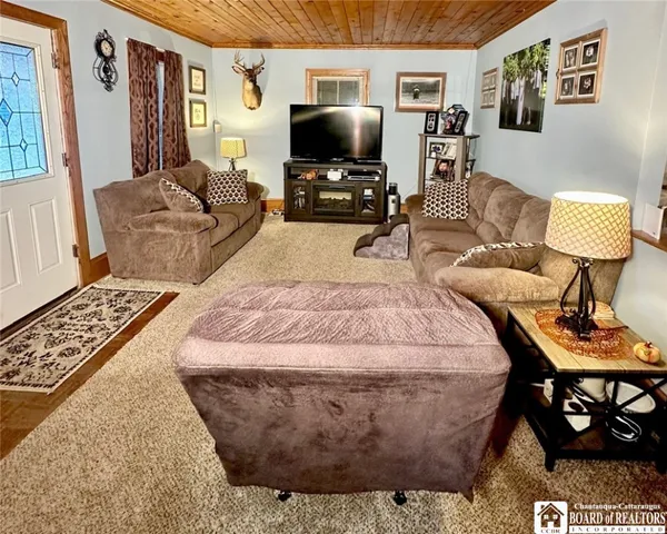 $189,900 | 74 East Everett Street, Ellicott, NY 14733