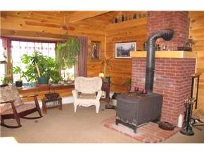 1586 Sheffield Square Road Sheffield, VT 05866 - Photo 3 of 5 Gallery Image 3