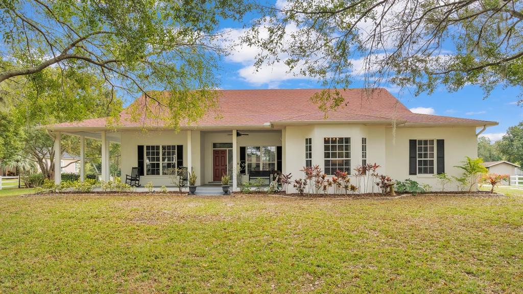40 Lake Arrowhead Drive Winter Haven, FL 33880 - Photo 1 of 1