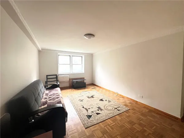 $189,000 | 2678 Ocean Avenue, Unit L4 | Homecrest