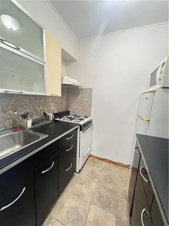 $189,000 | 2678 Ocean Avenue, Unit L4 | Homecrest