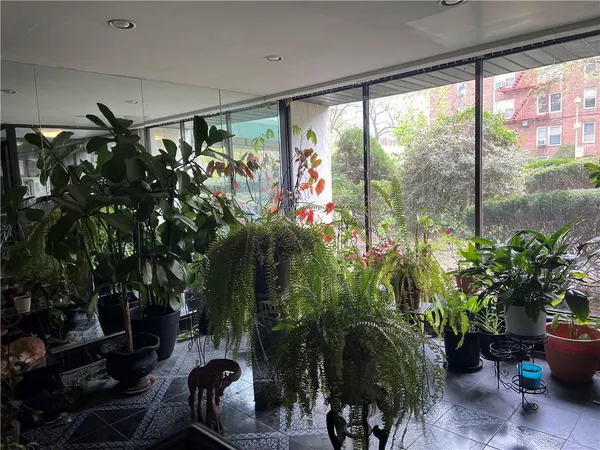 $189,000 | 2678 Ocean Avenue, Unit L4 | Homecrest