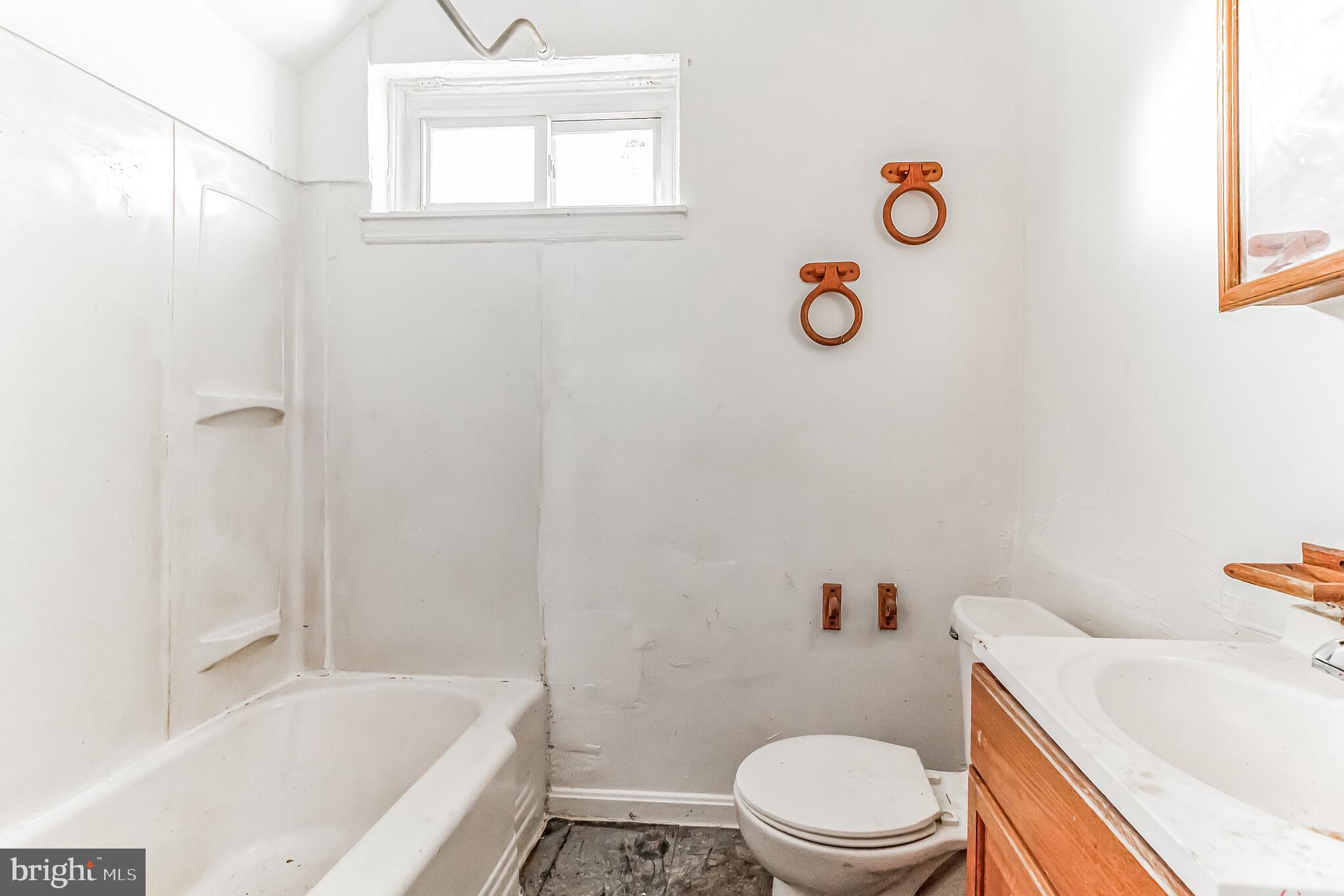 3521 Juneway Baltimore, MD 21213 - Photo 14 of 15 Gallery Image 14