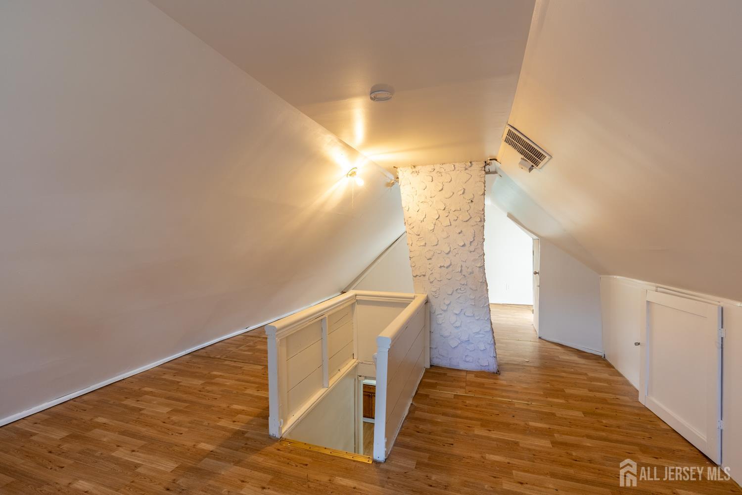348 Front Street, Unit 2 Dunellen, NJ 08812 - Photo 4 of 10 Gallery Image 4